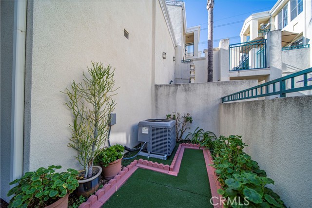 Detail Gallery Image 24 of 29 For 6358 Gage Ave #108,  Bell Gardens,  CA 90201 - 2 Beds | 2 Baths