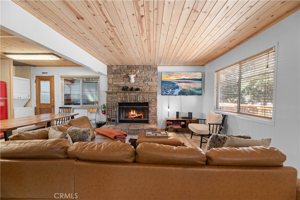 MLS #TR25220055 image #3