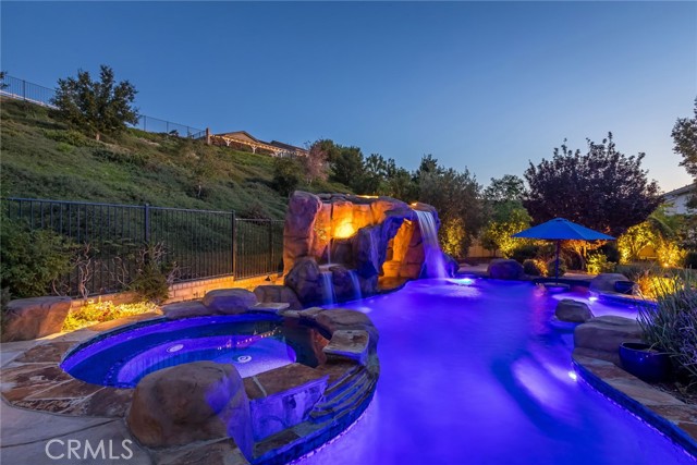 17138 Hickory Ridge Court, Canyon Country CA: https://media.crmls.org/medias/ba0cb77e-885d-43bd-b6fa-20f024a9c796.jpg