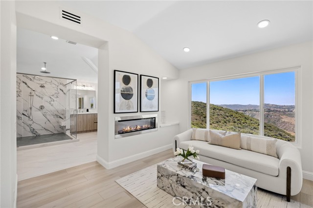 Image 31 of 75 For 7 Sierra Vista