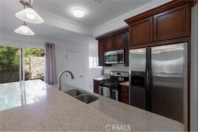 Detail Gallery Image 14 of 57 For 10424 Tujunga Canyon, Tujunga,  CA 91042 - 4 Beds | 3 Baths
