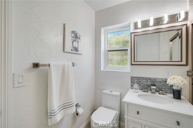 Detail Gallery Image 31 of 33 For 1080 Noria St, Laguna Beach,  CA 92651 - 3 Beds | 2 Baths