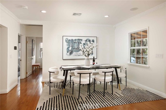 Detail Gallery Image 9 of 38 For 1410 Grandview Ave, Glendale,  CA 91201 - 3 Beds | 2/1 Baths