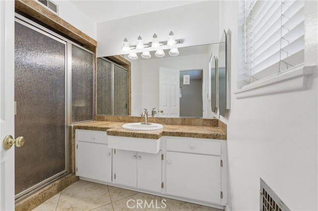 Detail Gallery Image 13 of 27 For 44508 Lostwood Ave, Lancaster,  CA 93534 - 4 Beds | 2 Baths