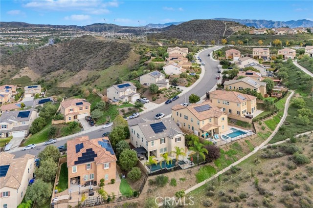 Detail Gallery Image 2 of 52 For 20530 Cheryl Ln, Saugus,  CA 91350 - 5 Beds | 4 Baths