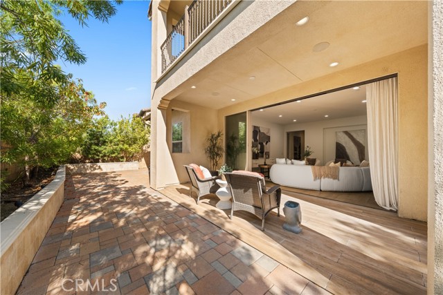 Detail Gallery Image 18 of 28 For 18 Windrow Rd, Tustin,  CA 92782 - 6 Beds | 5/1 Baths