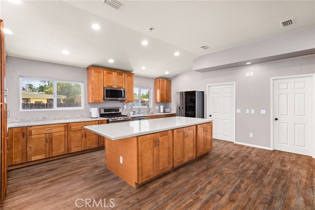 3696 Temescal Avenue, Norco CA: https://media.crmls.org/medias/ba13180f-940c-42e8-a6e8-87471267994e.jpg