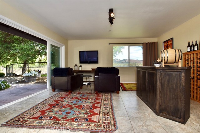53600 Bradley Lockwood Road, Lockwood CA: https://media.crmls.org/medias/ba137744-8699-466a-9d0c-8cddbac55fc0.jpg
