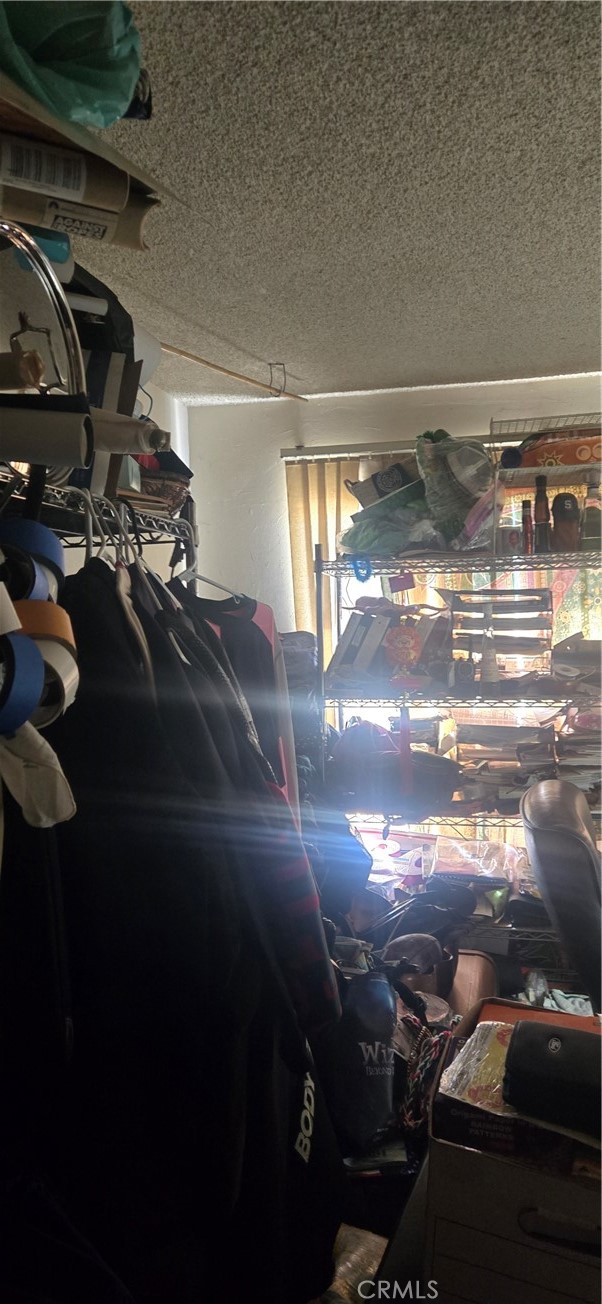 4527 Kickapoo Court, San Diego CA: https://media.crmls.org/medias/ba139476-7f4d-4c5c-9666-8e13bbf86ec1.jpg