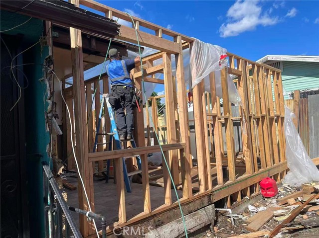 Detail Gallery Image 13 of 15 For 7533 Maie Ave, Los Angeles,  CA 90001 - 9 Beds | 8 Baths