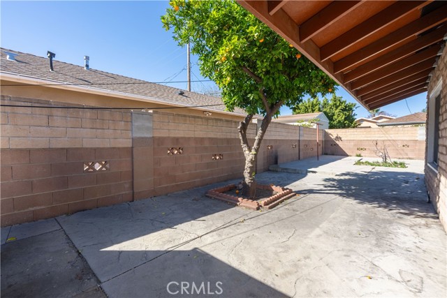 Detail Gallery Image 10 of 39 For 10817 Cantara St, Sun Valley,  CA 91352 - 2 Beds | 1 Baths