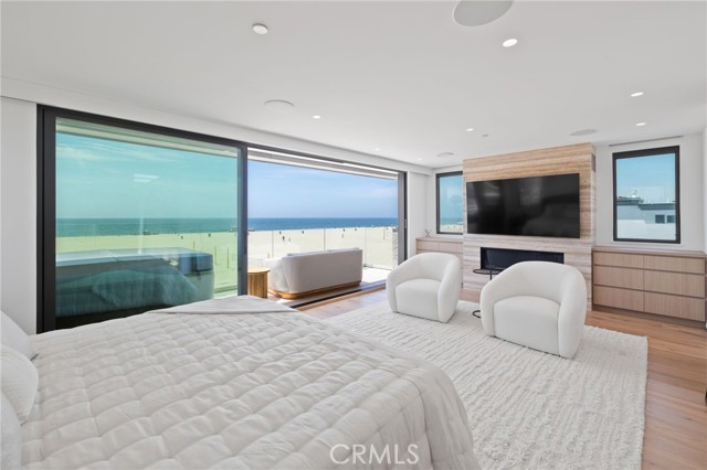 Detail Gallery Image 11 of 75 For 12 the Strand, Hermosa Beach,  CA 90254 - 4 Beds | 5 Baths