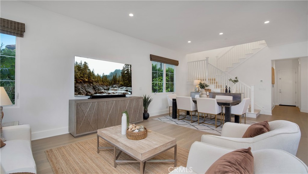 MLS #OC25256306 image #8