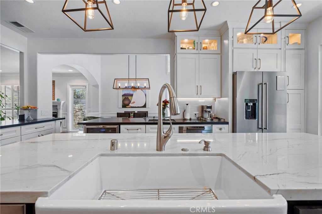 MLS #OC25192282 image #12