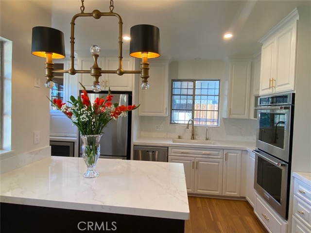 Detail Gallery Image 1 of 31 For 16506 Halsted St, Northridge,  CA 91343 - 4 Beds | 2 Baths
