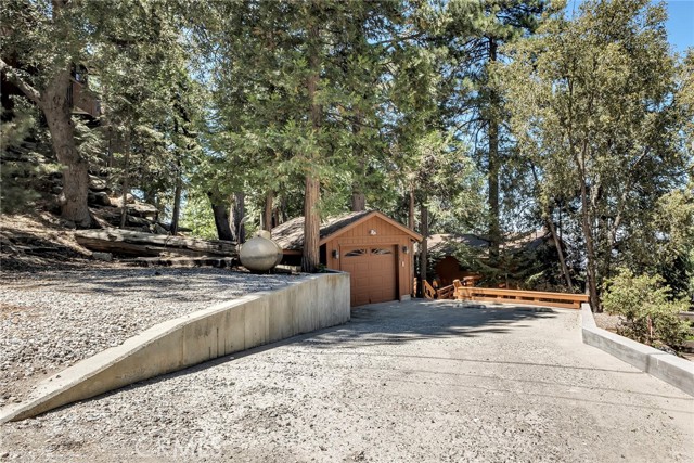 Detail Gallery Image 13 of 73 For 25271 Deer Path Rd, Idyllwild,  CA 92549 - 3 Beds | 3/1 Baths