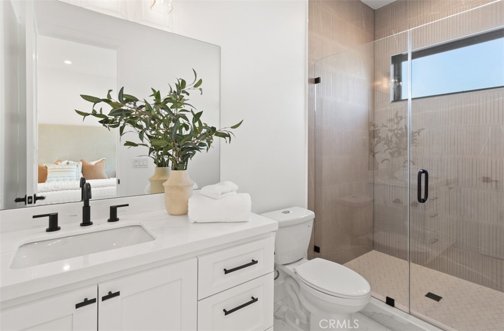 MLS #OC25257066 image #21