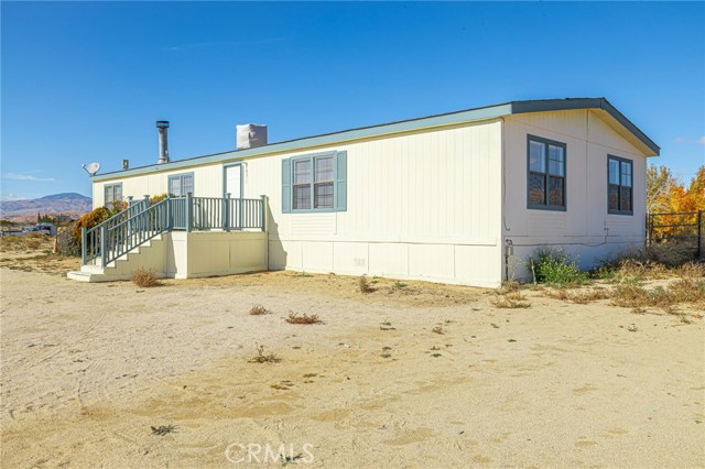 Detail Gallery Image 1 of 1 For 8311 Mojave Tropico Rd, Mojave,  CA 93501 - 4 Beds | 2 Baths