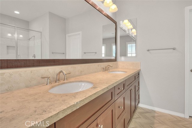 14180 Mountain Avenue, Chino CA: https://media.crmls.org/medias/ba19f4c4-4468-4767-8c25-bd702e0a9a92.jpg