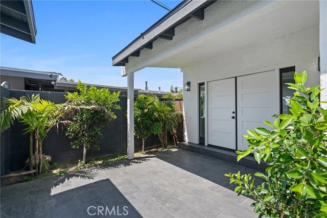 837 S Magnolia Avenue, Anaheim CA: https://media.crmls.org/medias/ba1a0ce3-4c9b-4dcb-8cef-c4597b99a0a1.jpg