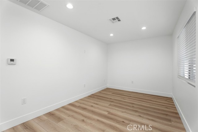 Detail Gallery Image 2 of 26 For 9253 Parliament Ave, Westminster,  CA 92683 - 2 Beds | 2 Baths