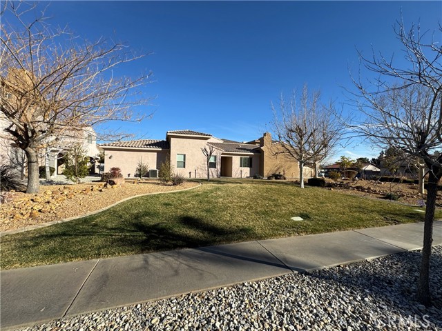 Detail Gallery Image 1 of 22 For 14365 Nautical Ln #7,  Helendale,  CA 92342 - 2 Beds | 2/1 Baths