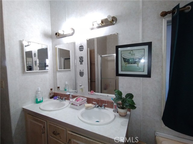 Detail Gallery Image 5 of 17 For 25350 Santiago Dr #147,  Moreno Valley,  CA 92551 - 3 Beds | 2 Baths