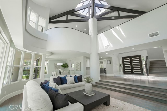 5081 Gateway Road, Rancho Cucamonga CA: https://media.crmls.org/medias/ba1c802b-d065-491c-a698-6505a4abfab3.jpg