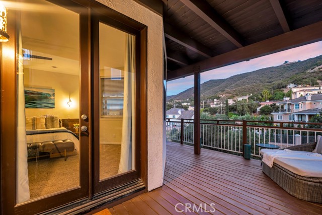 1124 Kathleen Drive, Newbury Park CA: https://media.crmls.org/medias/ba1cdc71-8450-4901-8a00-b20681a13ca9.jpg