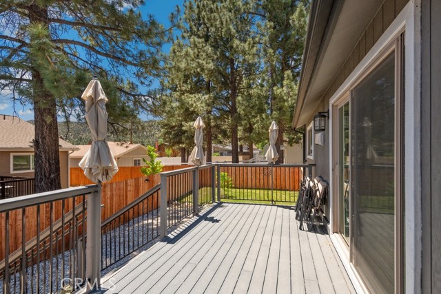 836 D Lane, Big Bear City CA: https://media.crmls.org/medias/ba1d101a-19bb-408b-b9e1-1affb1a63040.jpg