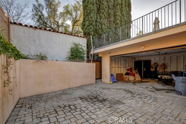 Detail Gallery Image 33 of 36 For 954 Rosemount, Glendale,  CA 91207 - 5 Beds | 3 Baths