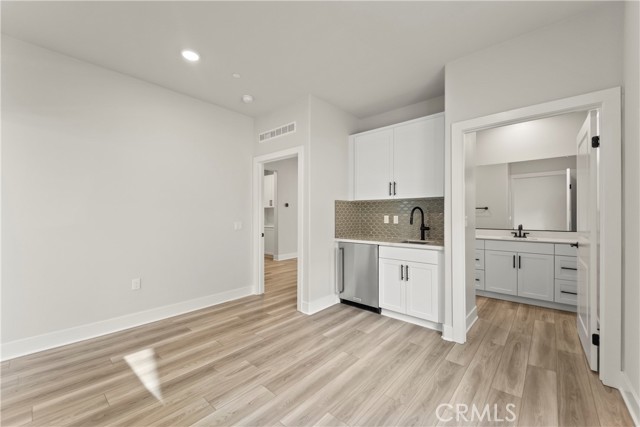 Detail Gallery Image 9 of 43 For 16701 Dara Ave, Chino,  CA 91708 - 5 Beds | 4/1 Baths