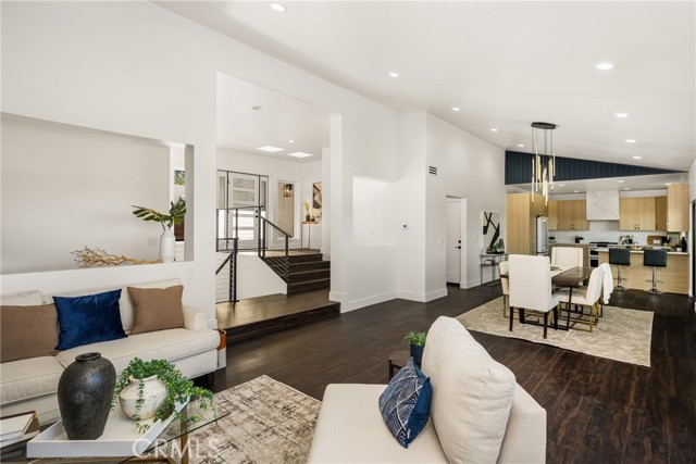 Detail Gallery Image 21 of 75 For 5 Yellow Brick Rd, Rancho Palos Verdes,  CA 90275 - 4 Beds | 3/1 Baths