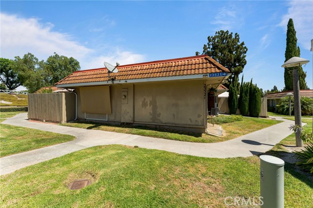Detail Gallery Image 26 of 36 For 23521 Los Adornos, Aliso Viejo,  CA 92656 - 3 Beds | 2/1 Baths