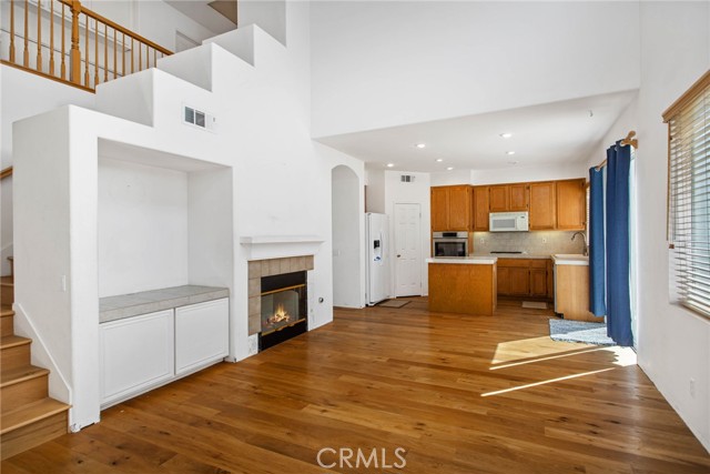 Image 13 of 33 For 30800 Branford Drive