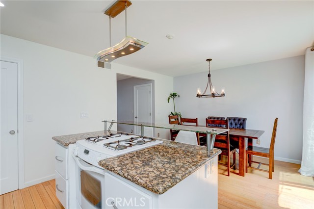 2617 Ruhland Avenue, Redondo Beach, California 90278, 2 Bedrooms Bedrooms, ,1 BathroomBathrooms,Residential,Sold,Ruhland,SB23059783