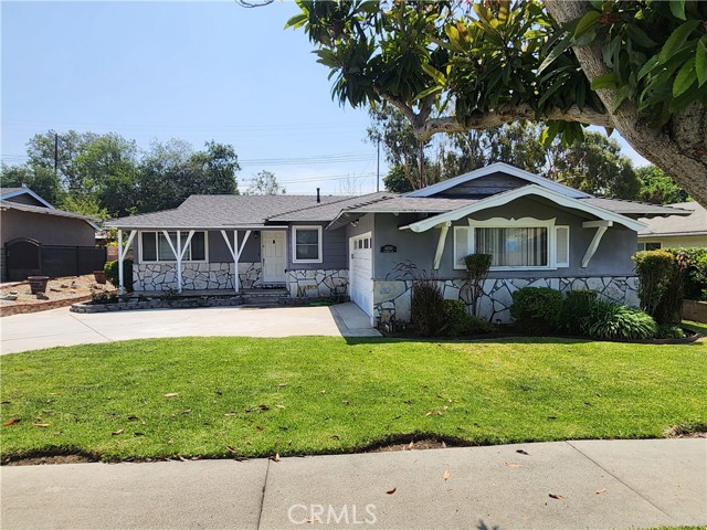 14550 Plantana Drive, La Mirada CA: https://media.crmls.org/medias/ba22a017-a9e0-45de-9859-6dd6efd1c207.jpg