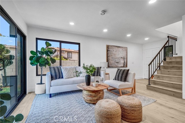 738 Amberwood DR