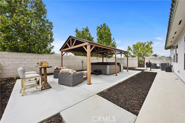 15521 Georges Letour Avenue, Bakersfield CA: https://media.crmls.org/medias/ba231484-684c-4d13-8266-d1bb6cc92636.jpg