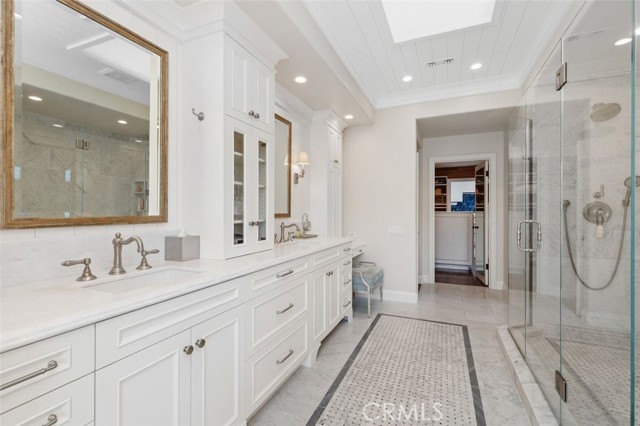 Detail Gallery Image 26 of 43 For 2431 Bayshore Drive, Newport Beach,  CA 92663 - 4 Beds | 3/1 Baths