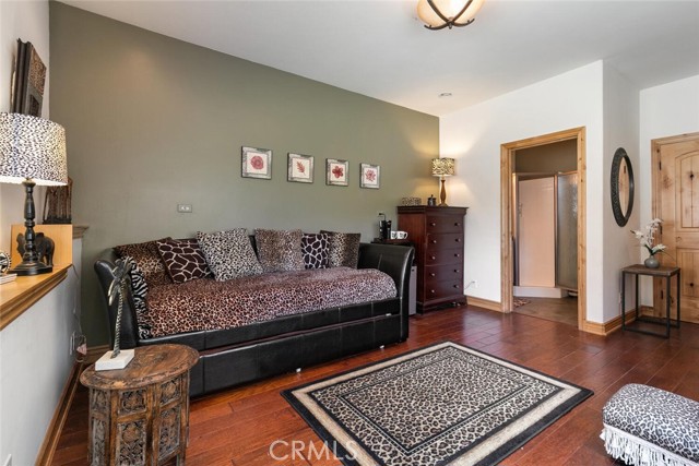 781 Brentwood Drive, Lake Arrowhead CA: https://media.crmls.org/medias/ba23b2a6-fe2b-436d-bef4-0e11209fb922.jpg