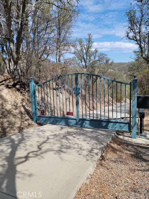 Detail Gallery Image 10 of 36 For 2002 Ogulin Canyon, Clearlake,  CA 95422 - 2 Beds | 2 Baths