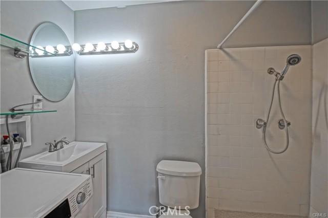 1108 Camino Real, Redondo Beach CA: https://media.crmls.org/medias/ba2481ce-08d9-46c9-b166-776b1288ed29.jpg
