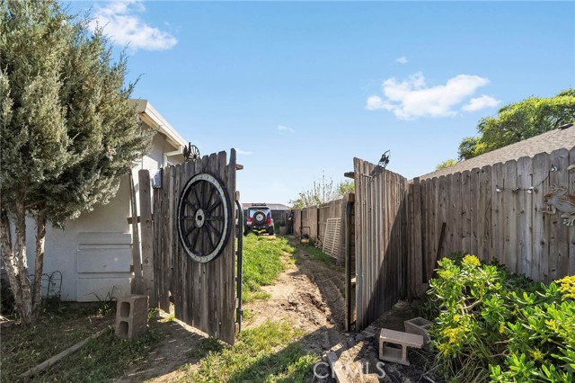 Image 35 of 37 For 3240 4th St  