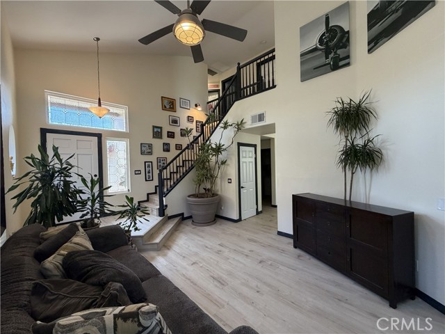 Detail Gallery Image 4 of 19 For 712 Lupine Dr, San Marcos,  CA 92078 - 4 Beds | 2/1 Baths