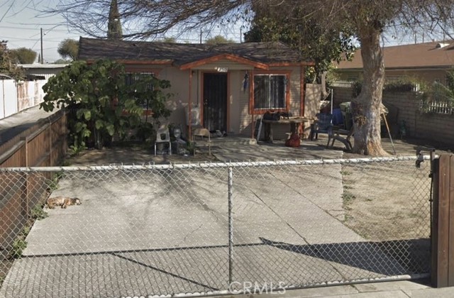 2513 129th Street, Compton, California 90222, 2 Bedrooms Bedrooms, ,1 BathroomBathrooms,Single Family Residence,For Sale,129th,RS24135768