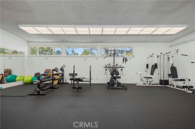 Detail Gallery Image 41 of 42 For 26824 Circle of the Oaks, Newhall,  CA 91321 - 2 Beds | 2 Baths