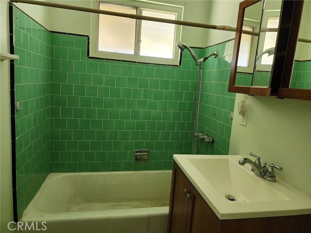 Detail Gallery Image 16 of 23 For 2443 Roxbury, San Bernardino,  CA 92404 - 3 Beds | 1 Baths