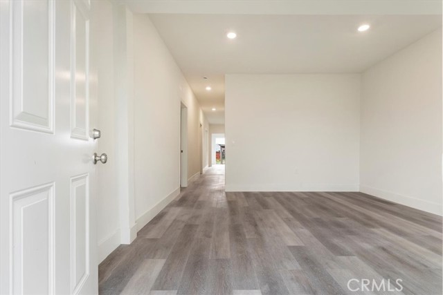 Detail Gallery Image 5 of 26 For 923 Sumner St, Bakersfield,  CA 93305 - 3 Beds | 1 Baths