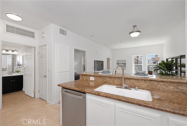 Detail Gallery Image 18 of 33 For 3550 Torrance Bld #209,  Torrance,  CA 90503 - 1 Beds | 1 Baths